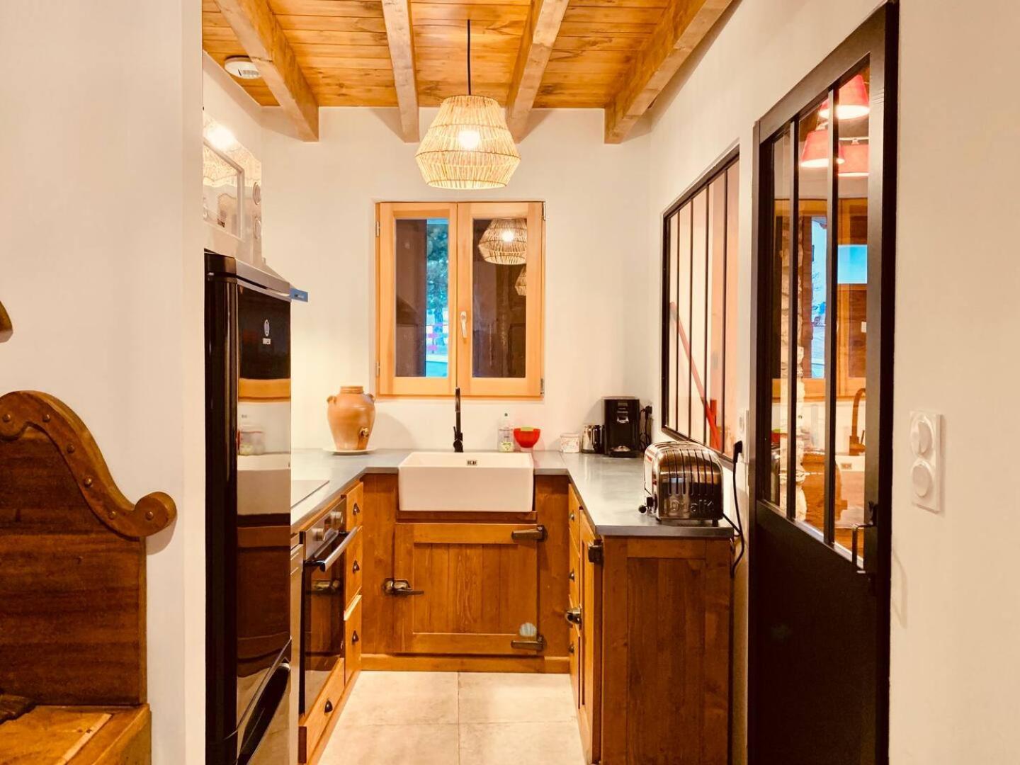 Charmante Maison De Village: Prestation De Qualite, Tout Confort, Terrasse Targassonne Exterior foto